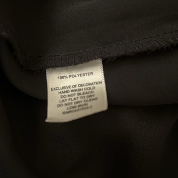 Monteau Black Sleeveless Blouse with open back & fringe Size XS #B39 - Picture 5 of 5